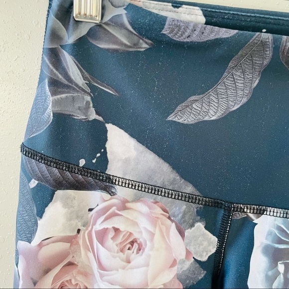 3/$20 Noli Active Allure Floral Print Leggings - Picture 8 of 8